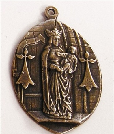 Blessed Mother Medal, Fleur de Lys